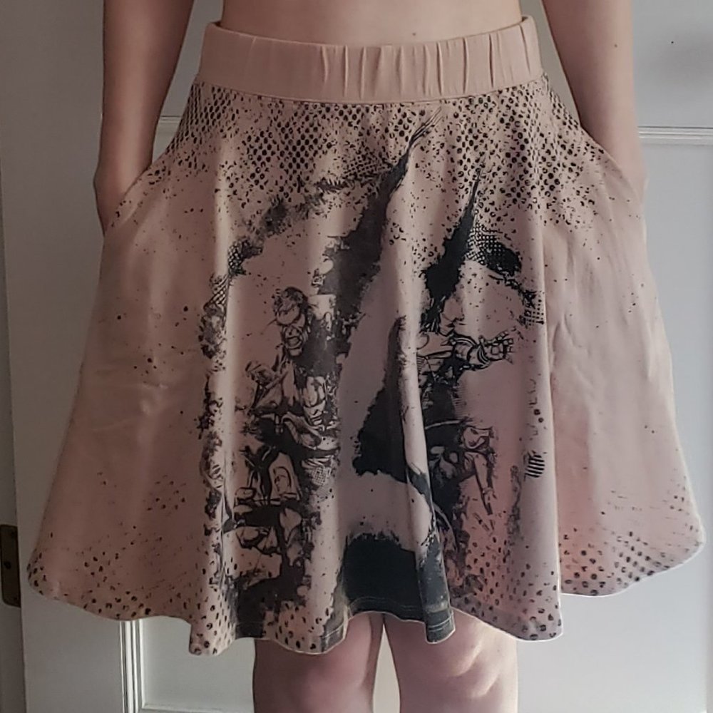 ThinkGeek exclusive womens SMALL Marvel Avengers Assemble skater skirt pockets - Picture 3 of 10